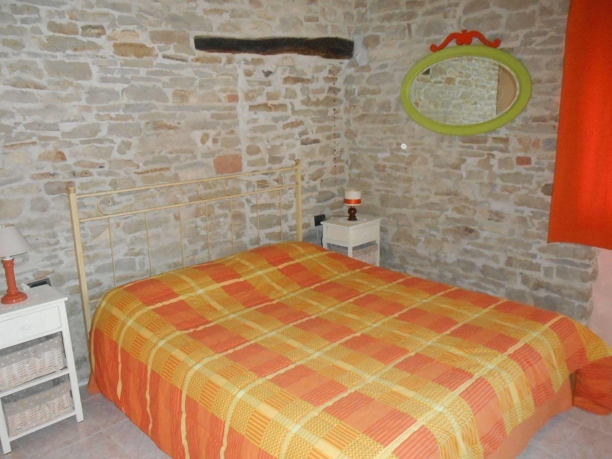 Agriturismo Cascina Serra Cossano Belbo Exterior foto
